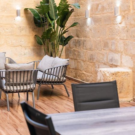 Valletta Waterfront Backyard Flat By Arcobnb Il-Furjana Exterior photo