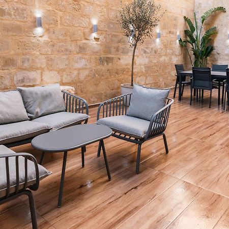 Valletta Waterfront Backyard Flat By Arcobnb Il-Furjana Exterior photo